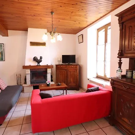 Holiday home Maison A 4 Chambres, Jardin Et Animaux Acceptes - Fr-1-742-188 Drugeac
