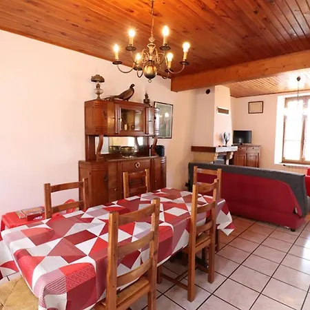 Holiday home Maison A 4 Chambres, Jardin Et Animaux Acceptes - Fr-1-742-188