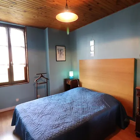 Holiday home Maison A 4 Chambres, Jardin Et Animaux Acceptes - Fr-1-742-188 Drugeac