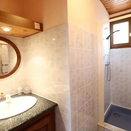 Maison A 4 Chambres, Jardin Et Animaux Acceptes - Fr-1-742-188 Holiday home